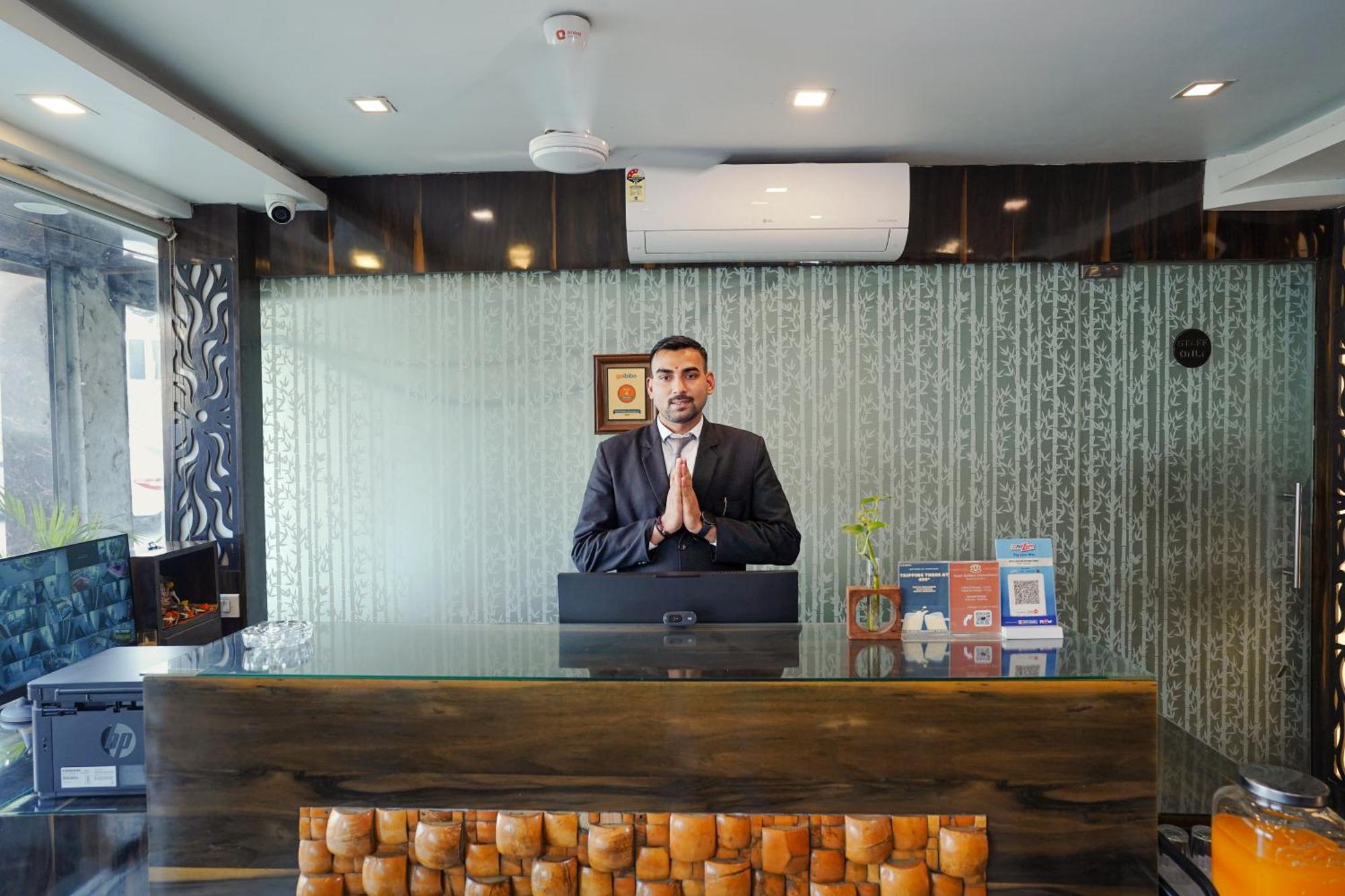 Hotel Sheldon International Near Science City Колката Екстер'єр фото