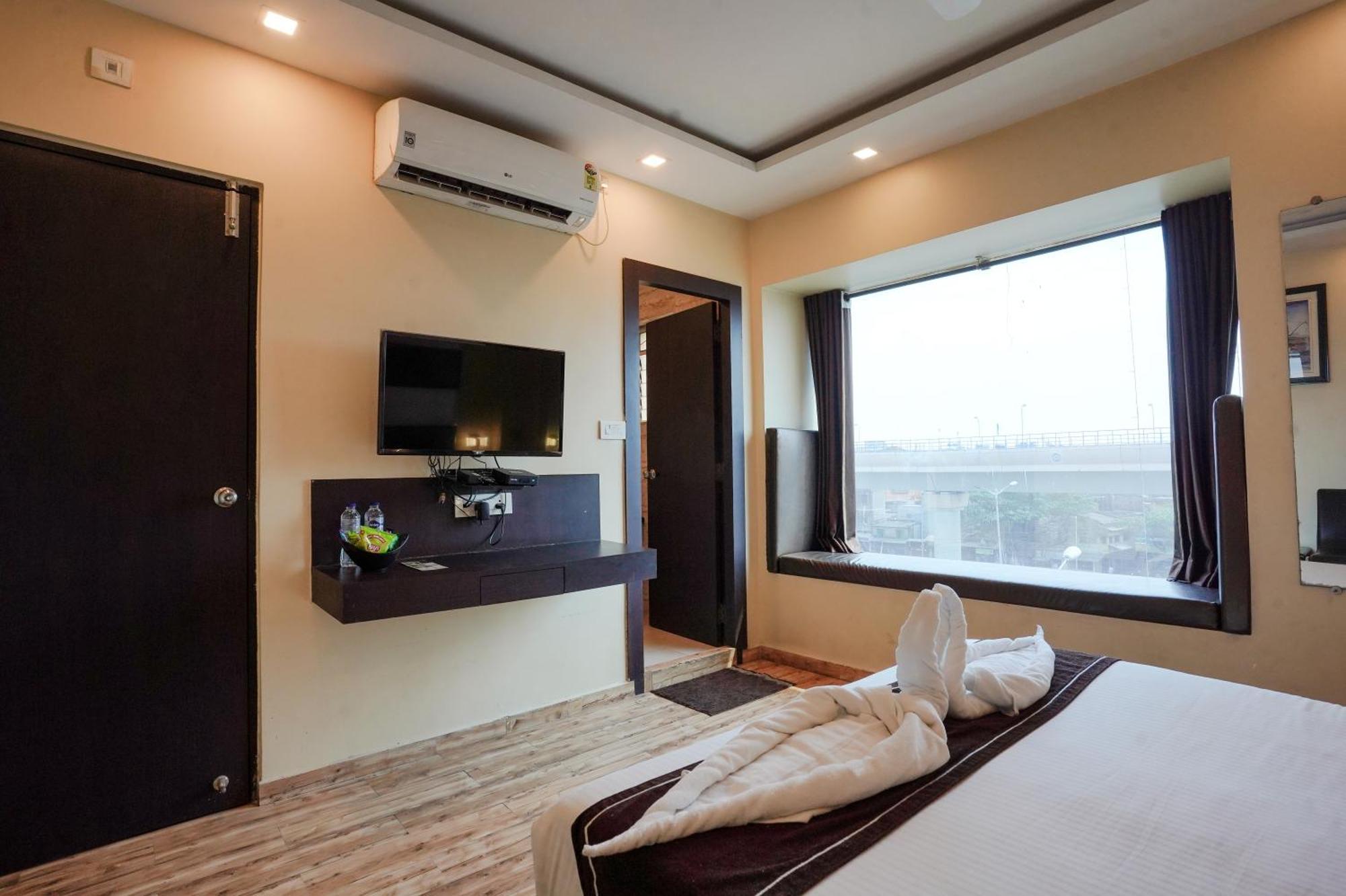 Hotel Sheldon International Near Science City Колката Екстер'єр фото