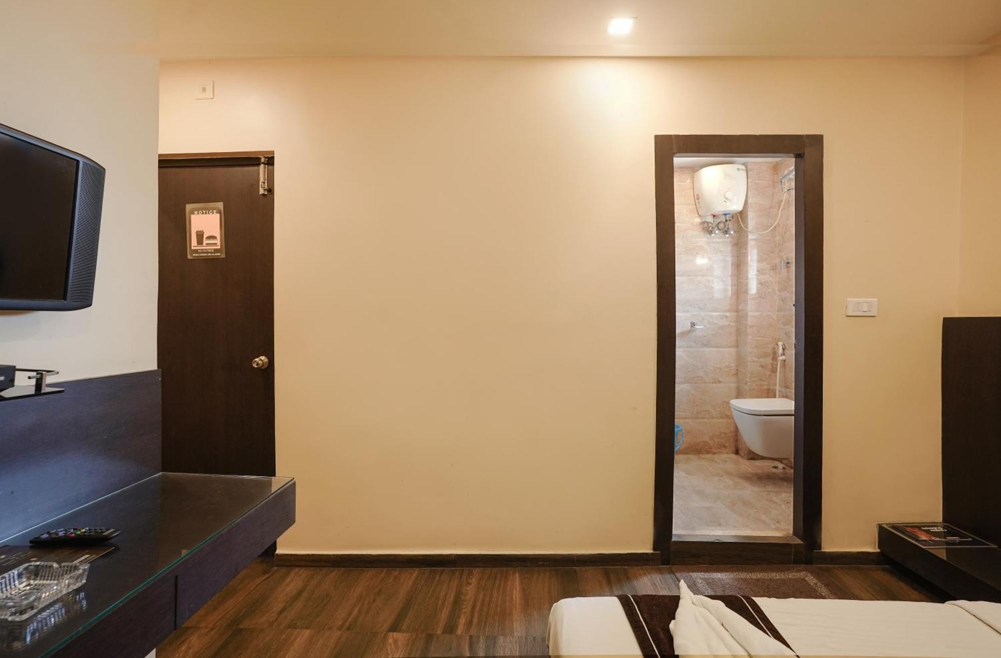 Hotel Sheldon International Near Science City Колката Екстер'єр фото