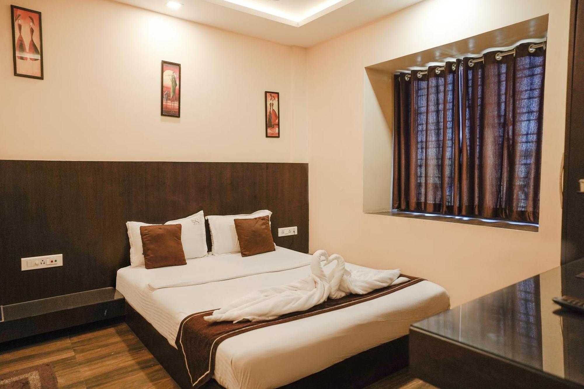Hotel Sheldon International Near Science City Колката Екстер'єр фото