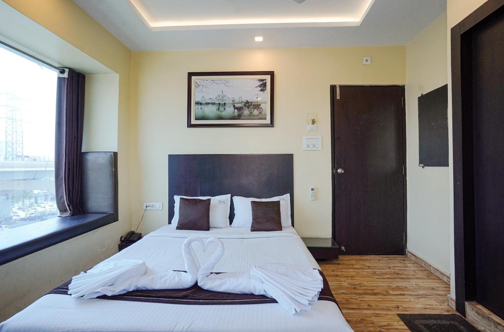 Hotel Sheldon International Near Science City Колката Екстер'єр фото